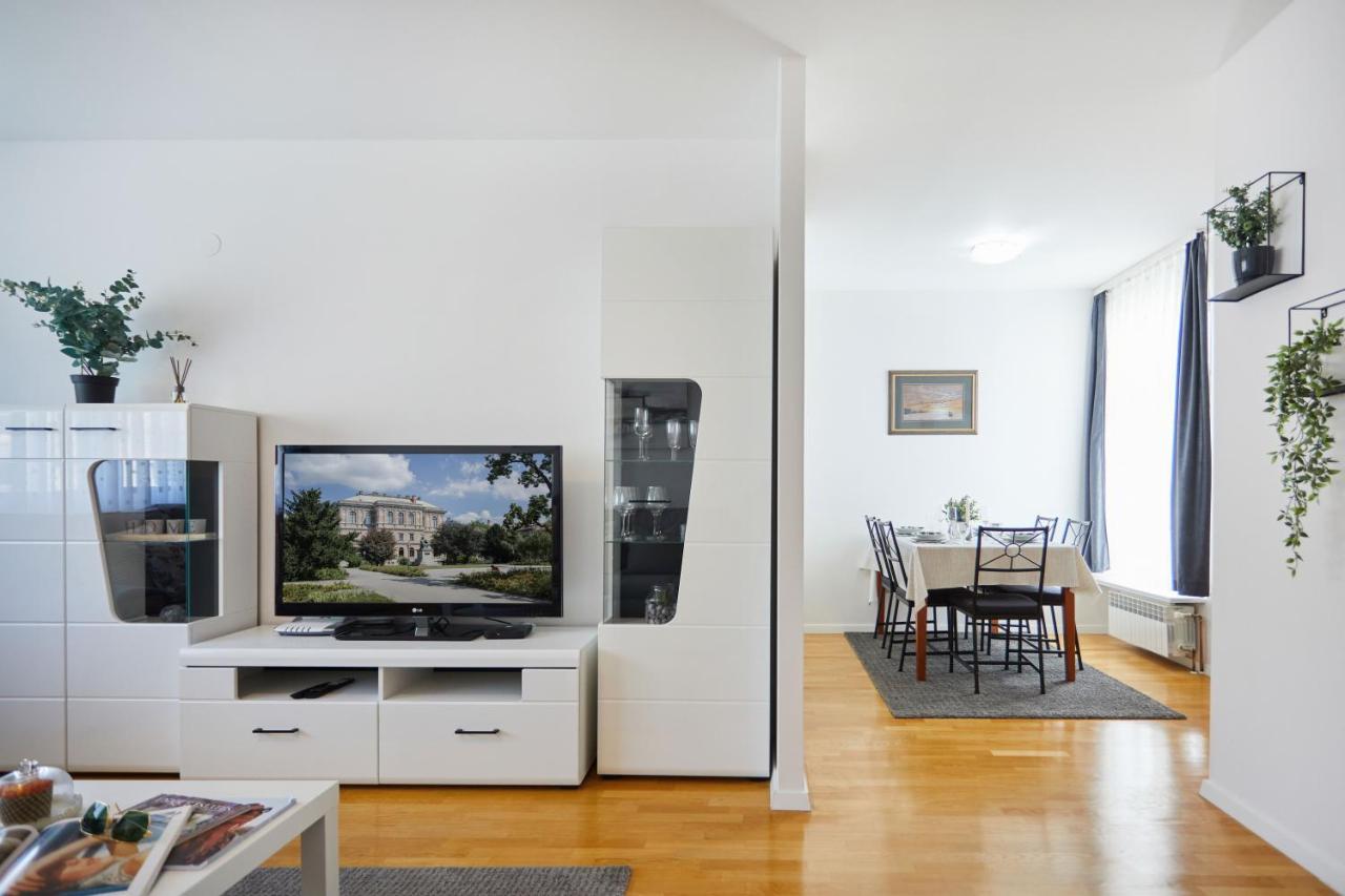 Spacious 2BDR Apartment near Business District Zagreb Exterior foto